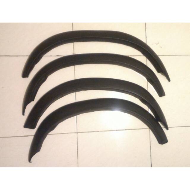 Over Fender Avanza / Xenia Lama Tahun 2004-2011