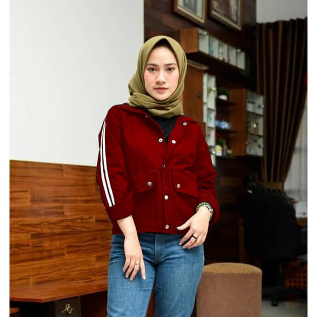 Molly Jaket - Jaket Wanita