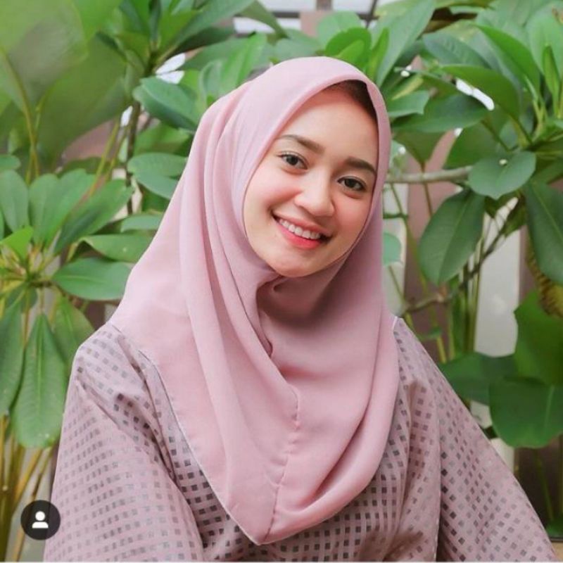 S4 hijab instan laudya