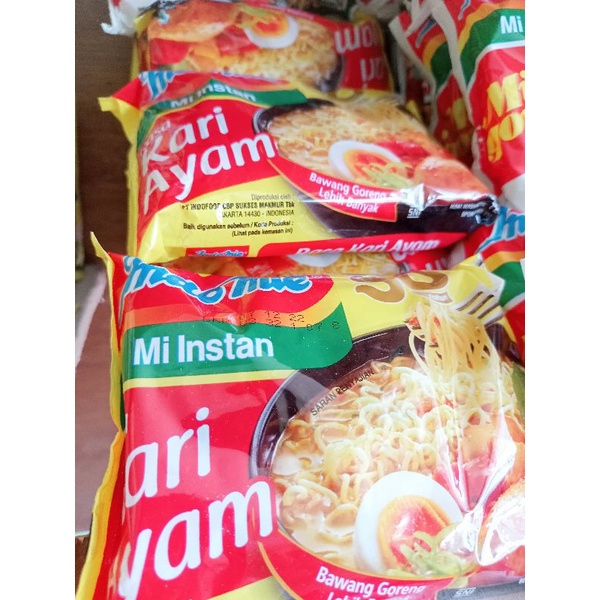 

Indomie Goreng Soto Kari Ayam Ayam Bawang
