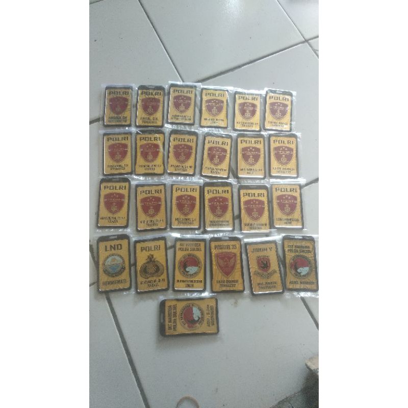 

id card logo logam finishing sepuh emas