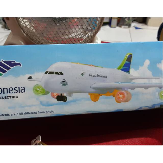 Mainan Pesawat garuda