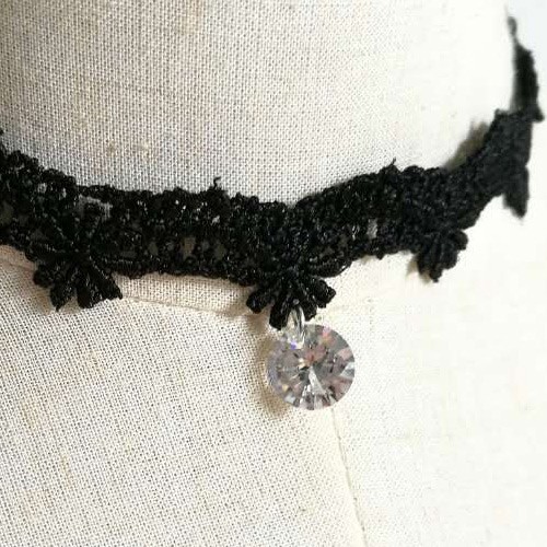 LRC Kalung Wanita Fashion Black Diamond Decorated Simple Design Hollow Out Pure Color Choker C70231