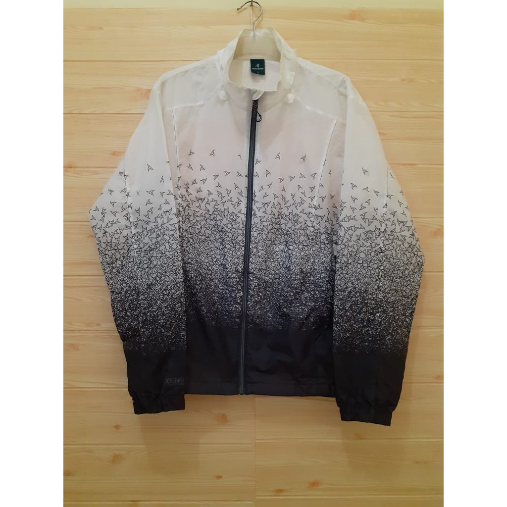 WESTWOOD (HITAM PUTIH) - second ORIGINAL Jaket Running