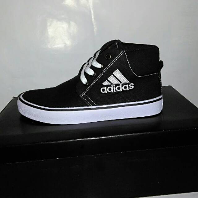 Sepatu Anak Pria Casual Adidas Black Grade Original