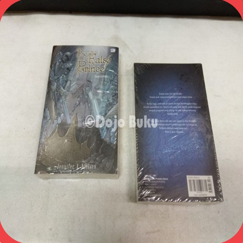 Buku The False Prince - Cover Baru [ORIGINAL]