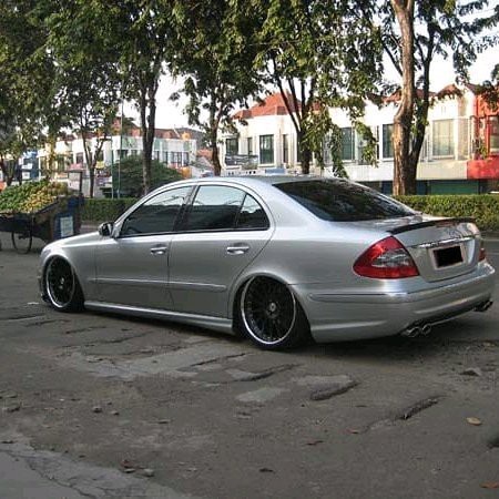 MURAH BODYKIT w211 AMG .