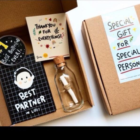 

Lagi Pr0mo|HAMPERS GIFT SET, MEDALI BEST BOYFRIEND, KADO COEWOK, KADO WISUDA, , GRADUATION GIFT, KAD