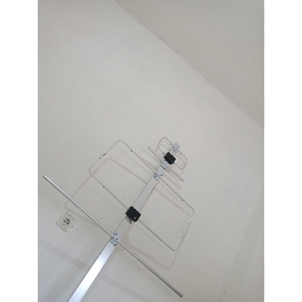 antena satelit vhf uhf