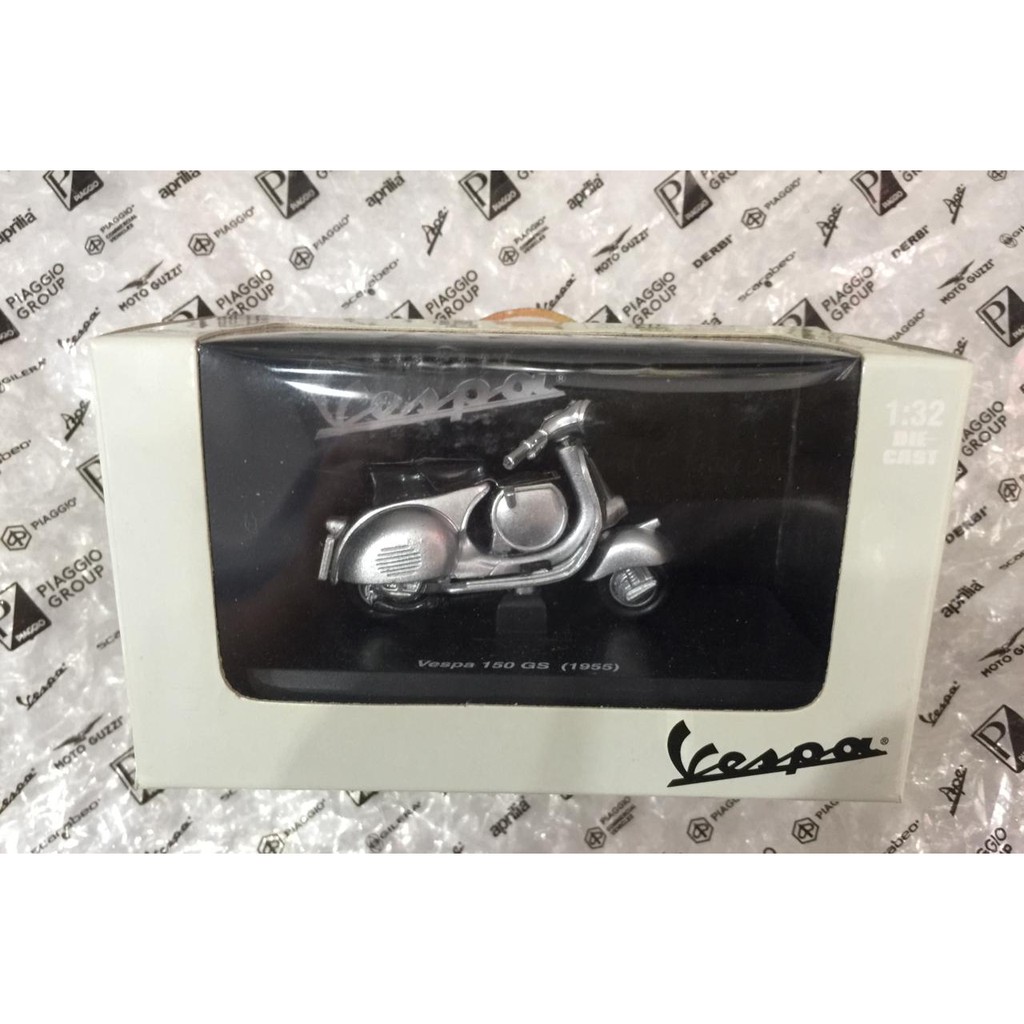 Miniatur Vespa Klasik "Vespa 150 GS 1955 "
