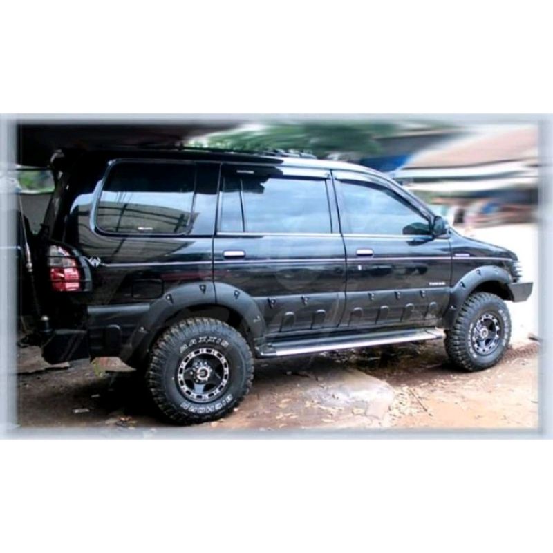 OVER FENDER ISUZU PANTHER TOURING