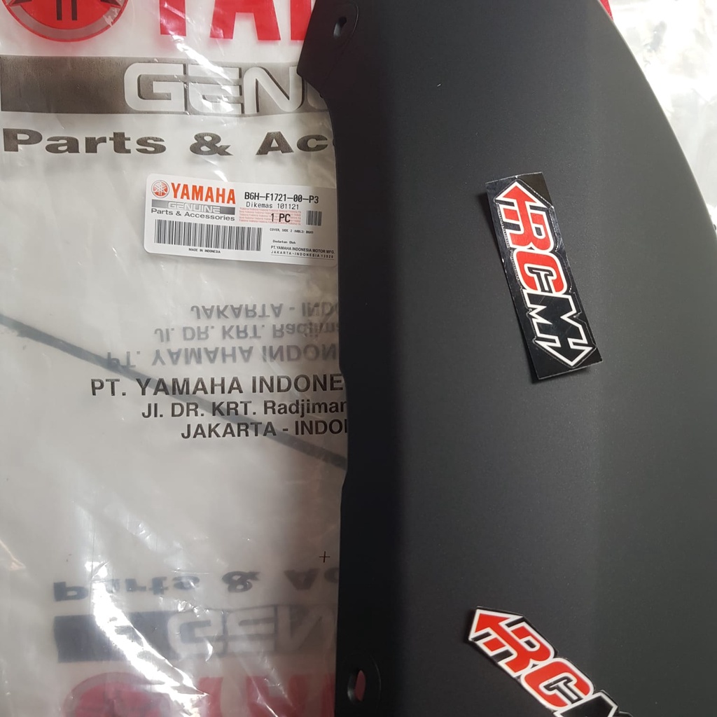 COVER BODY BODI SIDE BELAKANG  KANAN NEW NMAX N-MAX N MAX WARNA HITAM DOFF DOF DOFFE DOFE DOP DOPE B6H-F1721-00-P3 ORI ORIGINAL ASLI YAMAHA PARTS YAMAHA GENUINE PART YGP