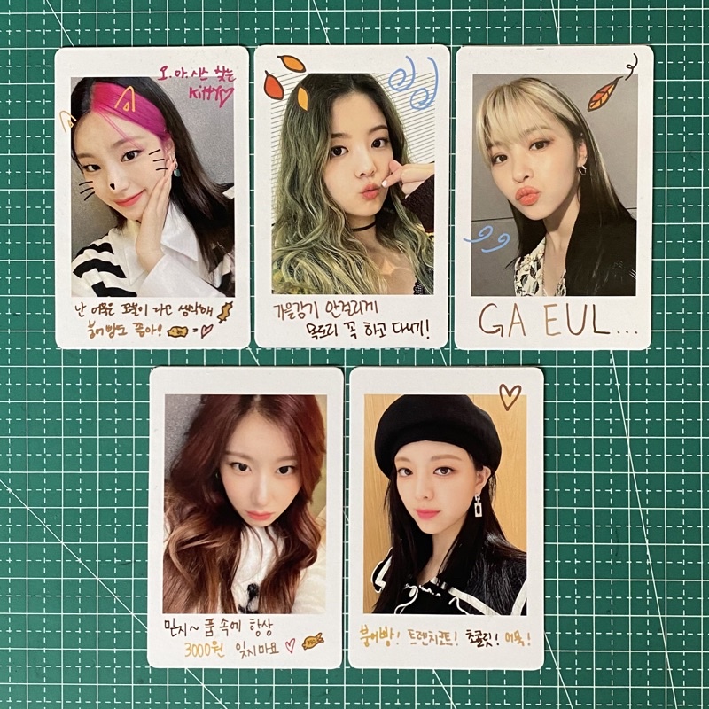 ITZY - No Bad Days NBD NOVEMBER | POLAROID Yeji Lia Ryujin Chaeryeong Yuna PC
