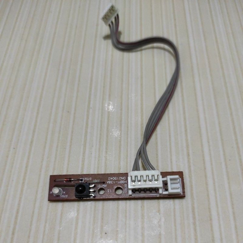 sensor ir remot lampu power tv polytron PLD 24D810