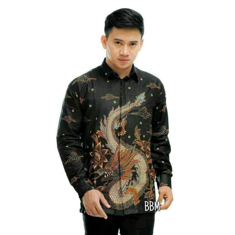 kemeja batik motif naga