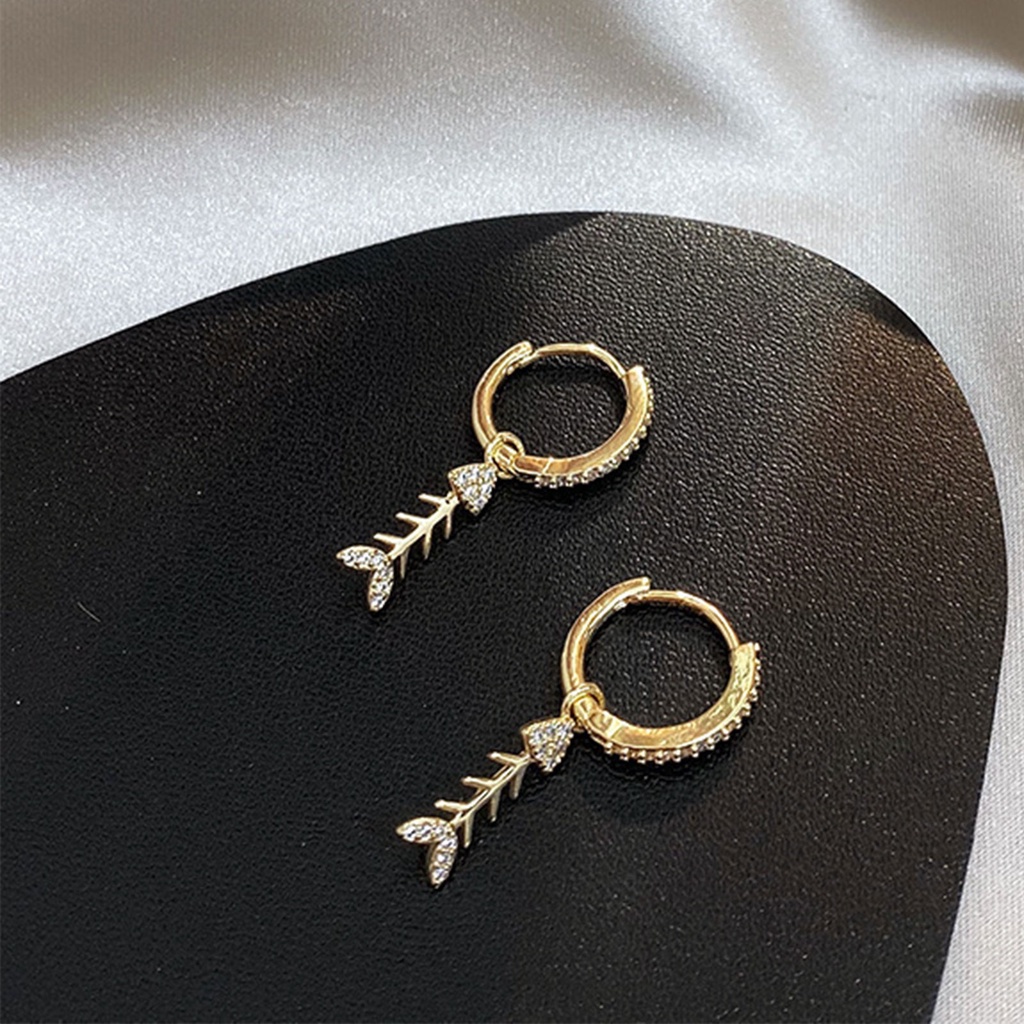 Hu Hu Hu Hu Hu Alat Bantu Pasang Kacamata♡ Anting Wanita Bentuk Tulang Ikan Untuk Hadiah Pesta