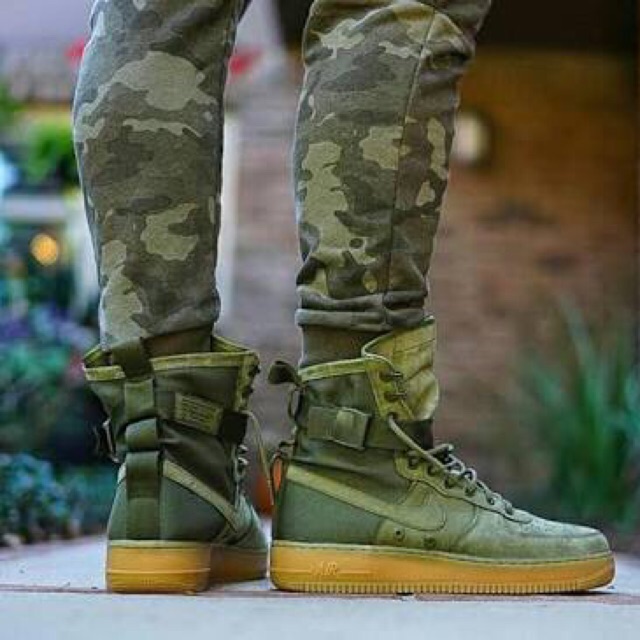 army green air force 1