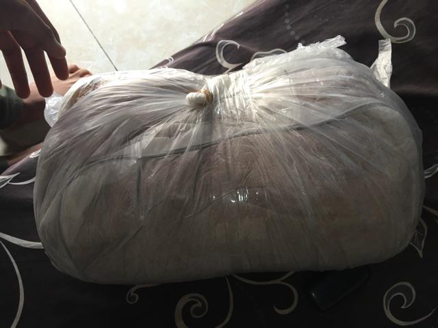 Selimut Hotel Tebal Polos Coklat Camel 3 Lapis King 150x200cm