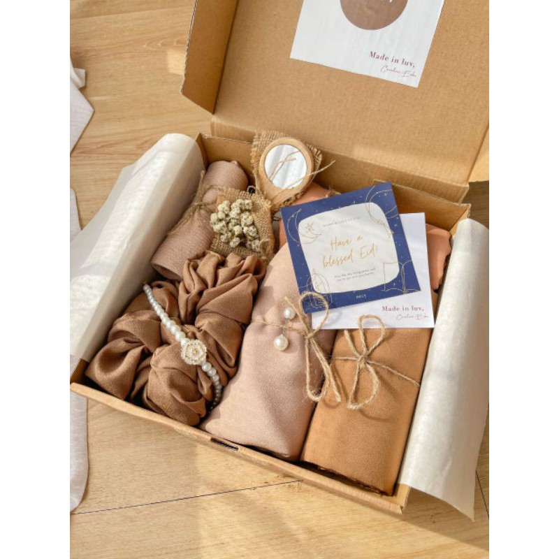 Hampers Hijab/Hampers Gift Box/Hampers Wisuda
