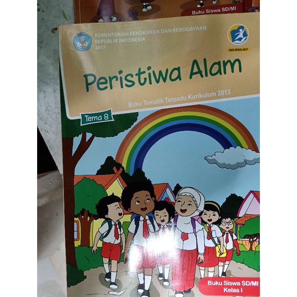 

buku paket tematik SD kelas 1 tema 8