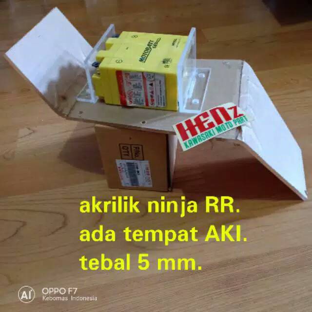 Slebor Mika kolong akrilik kawasaki ninja rr new dan rr old plus tempat aki