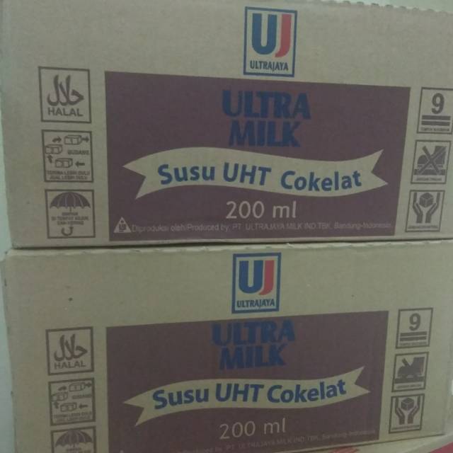

Susu Ultra Coklat 1 dus (125/200 ml)