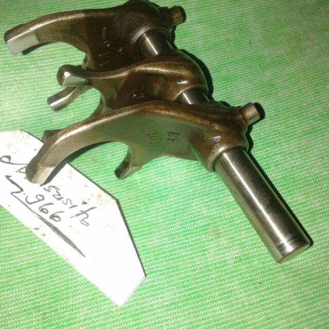 Shift fork cakaran rasio honda mega pro..gl series..