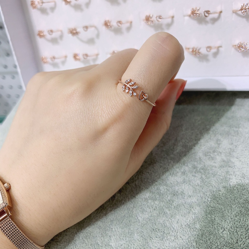 Cincin Berlian Imitasi Model Terbuka Bentuk Daun Untuk Hadiah Ulang Tahun