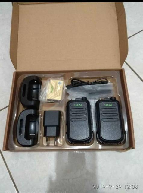 Walkie Talkie HT WLN KDC100 Two-Way Radio KD-C100 ( isi 2 pcs)