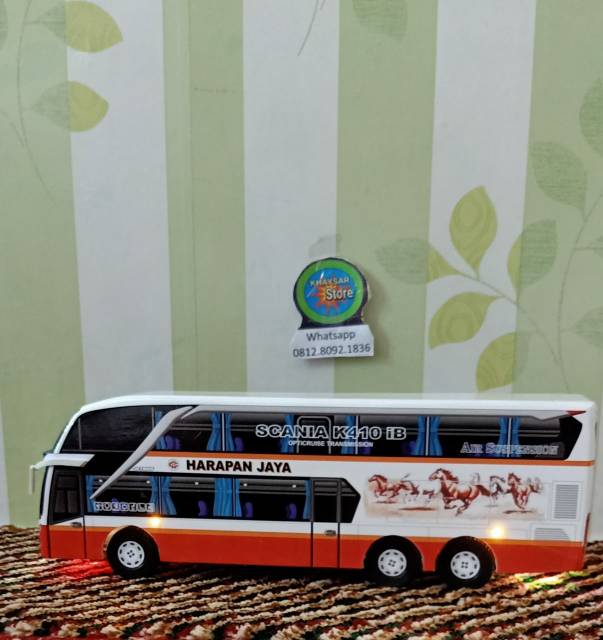 miniatur Bus bis /mainan bus bis harapan jaya double deker lampu