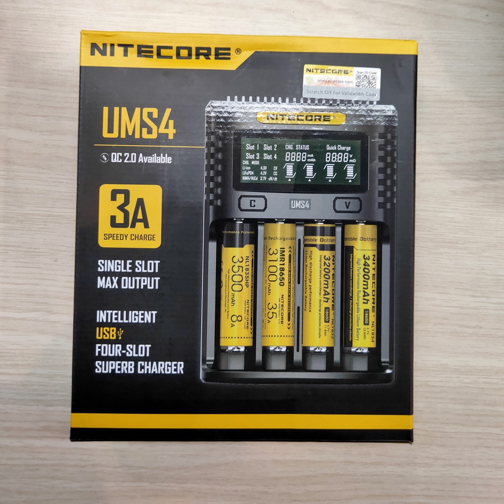 Nitecore Intelligent QC2 USB Charger Baterai 4 Slot 3A Li-ion NiMH - UMS4 - NRAD0UBK Black