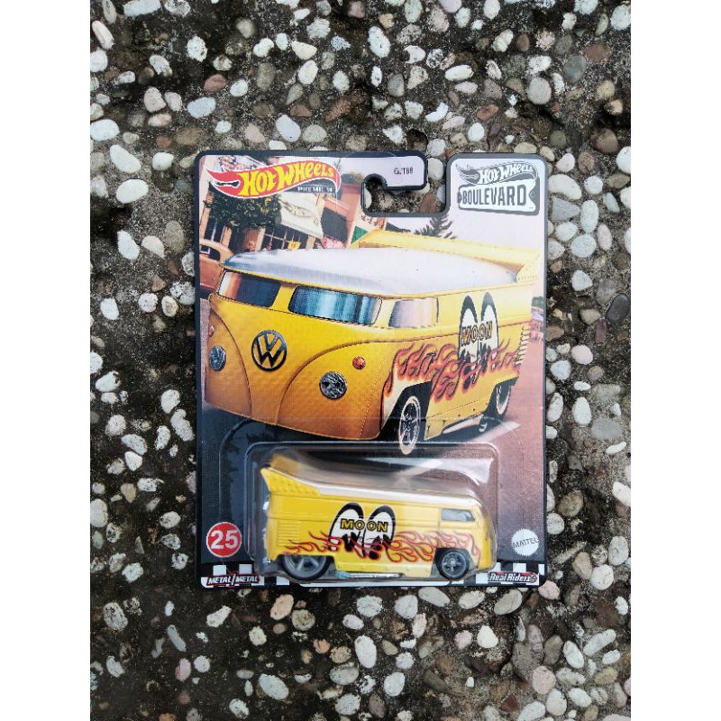 Hotwheel Volkswagen Drag Bus Mooneyes