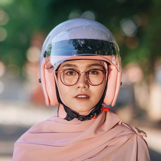 HELM CANTIK VARIAN PURPLE PASTEL