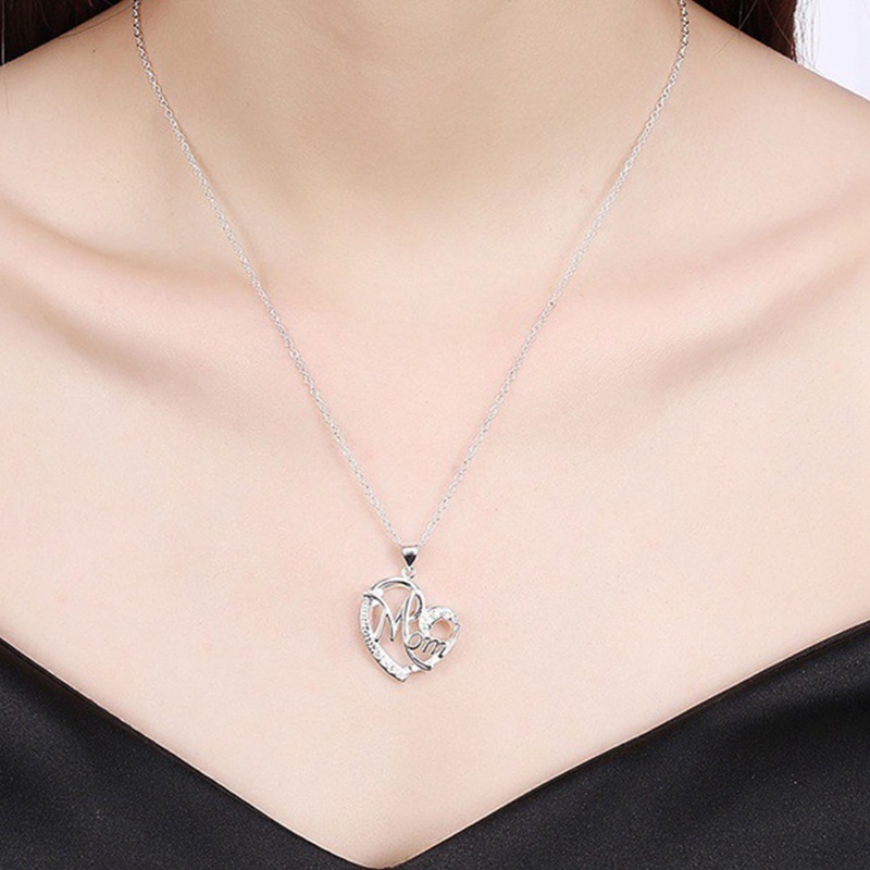 Kalung Rantai Liontin Hati Motif Tulisan Mom Warna Rose Gold Untuk Wanita Hadiah Hari Ibu