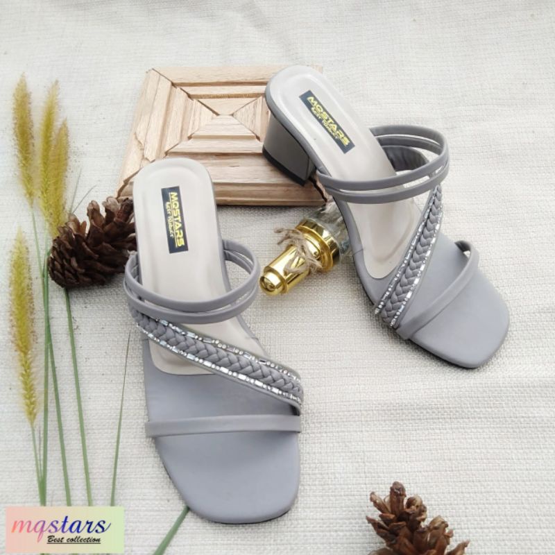 Sandal Hak Tahu Tali Kepang Mutiara/Chunky Heels 5Cm