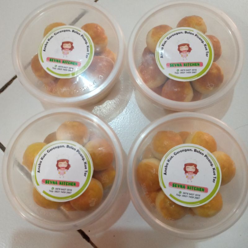 

kue nastar 300ml