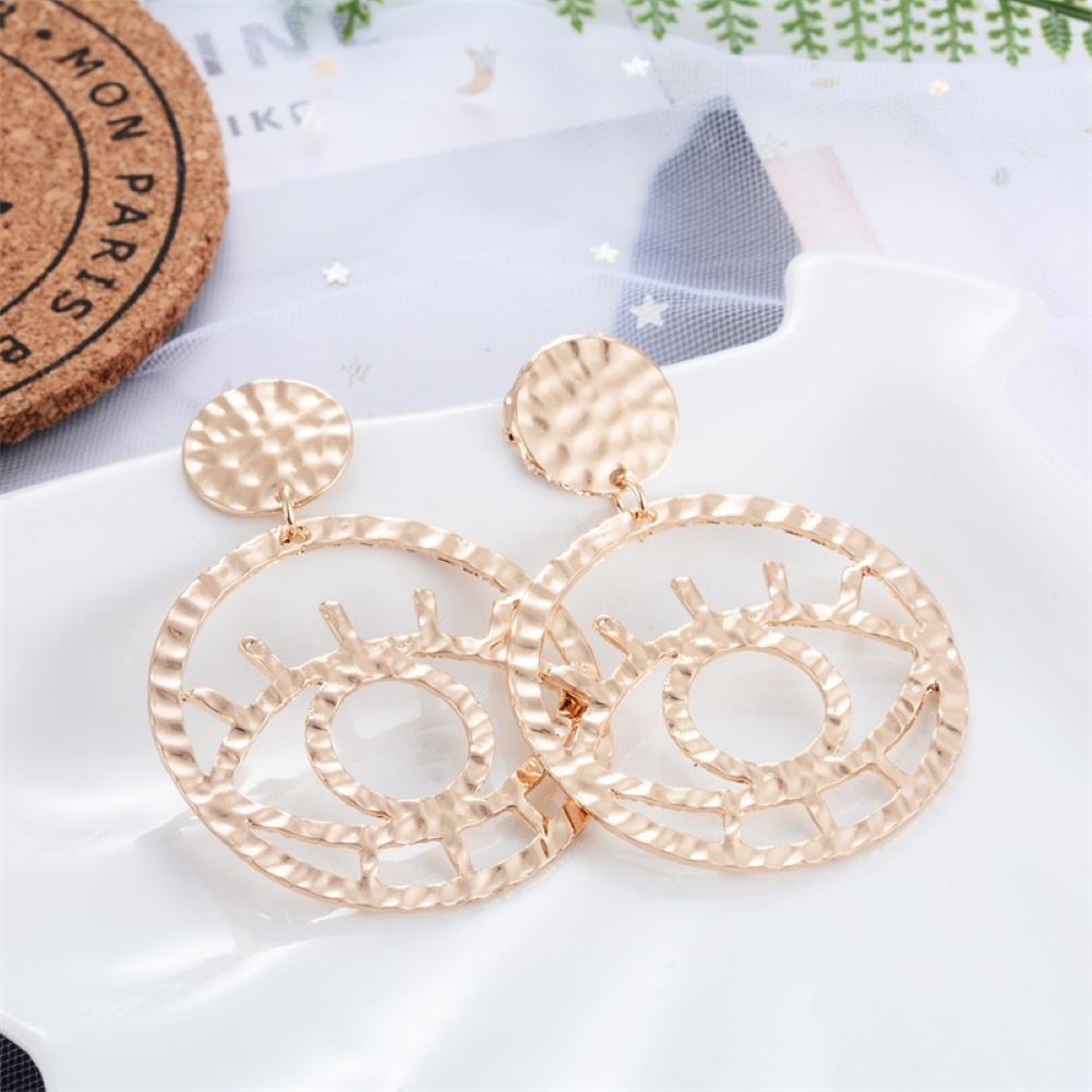 Hu Hu Hu Hu Hu Alat Bantu Pasang Kacamata♡ Anting Tusuk Bentuk Bulat Desain Mata Hollow Out Untuk Wanita