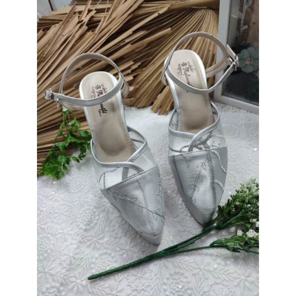 sepatu Cindy silver tali 12cm tahu