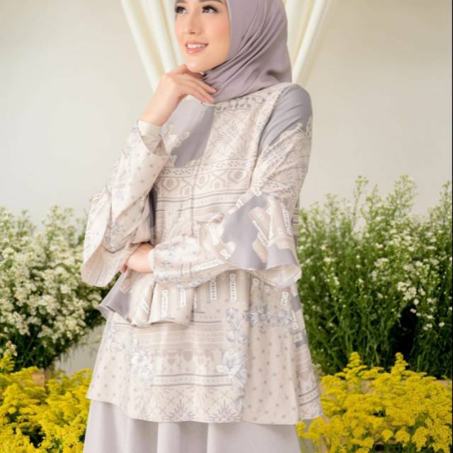 Wearing klamby jeumpa blouse