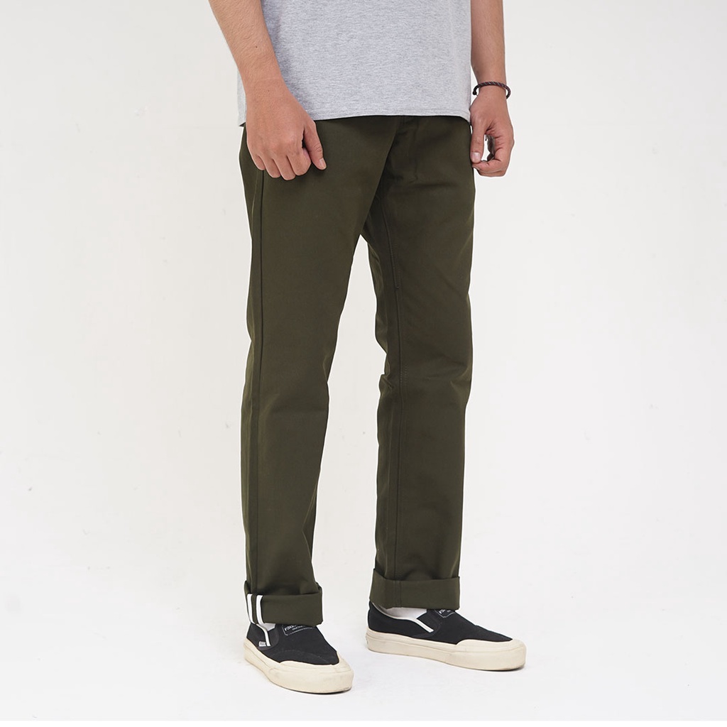 Whoopculture &quot;Muntjac&quot; Green Classic Chino