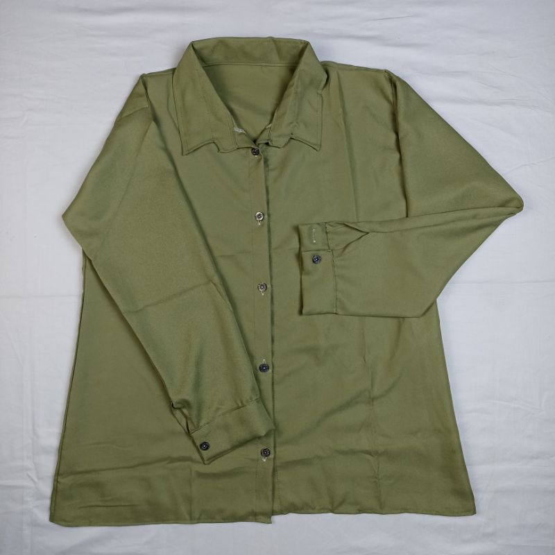 Kemeja Wanita Basic Polos Putih Hitam Atasan Blouse Casual Lengan Panjang Hem Kerja Kantor Formal Bahan Moscrepe-Hijau macha