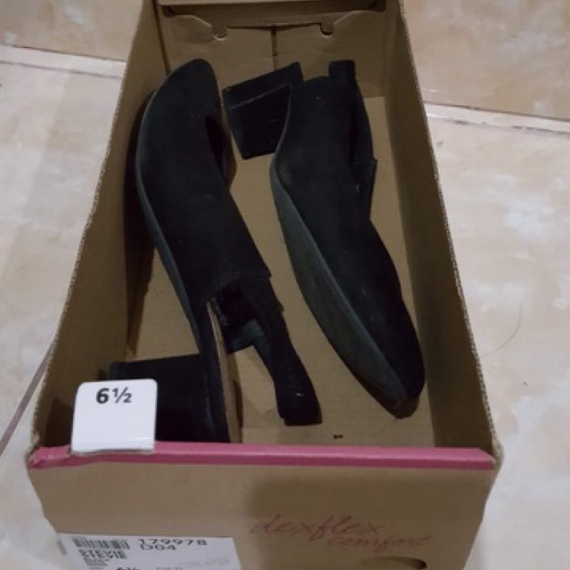Payless shoes 6.5 dexflex comfort heels
