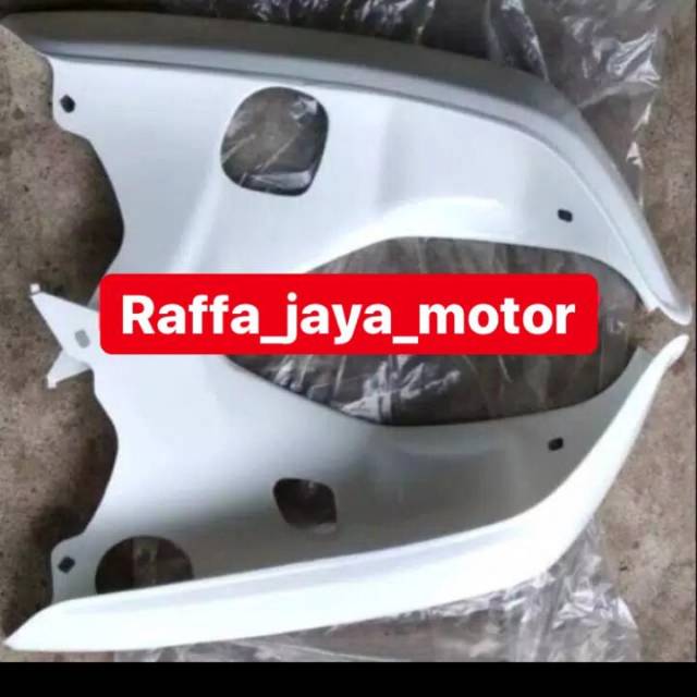 Cooper sayap depan Honda Astrea grand putih