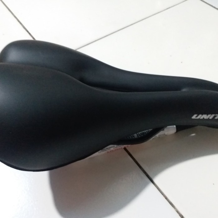 sadel sepeda gunung, mtb, lupat united super empuk bolong