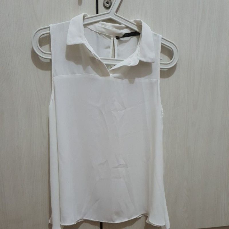 PRELOVED ATASAN ZARA BASIC PUTIH