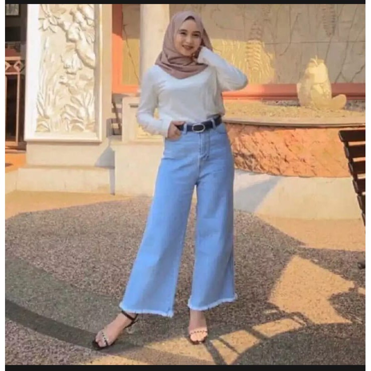 KULOT CELANA JEANS WANITA ORGINAL LEVIS