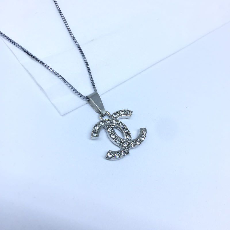 Kalung Italy titanium Wanita Liontin Elegan Termurah Anti Karat