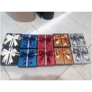 

Jual Box Kado / Kotak Kado / kotak kecil / 10x10x5cm Murah