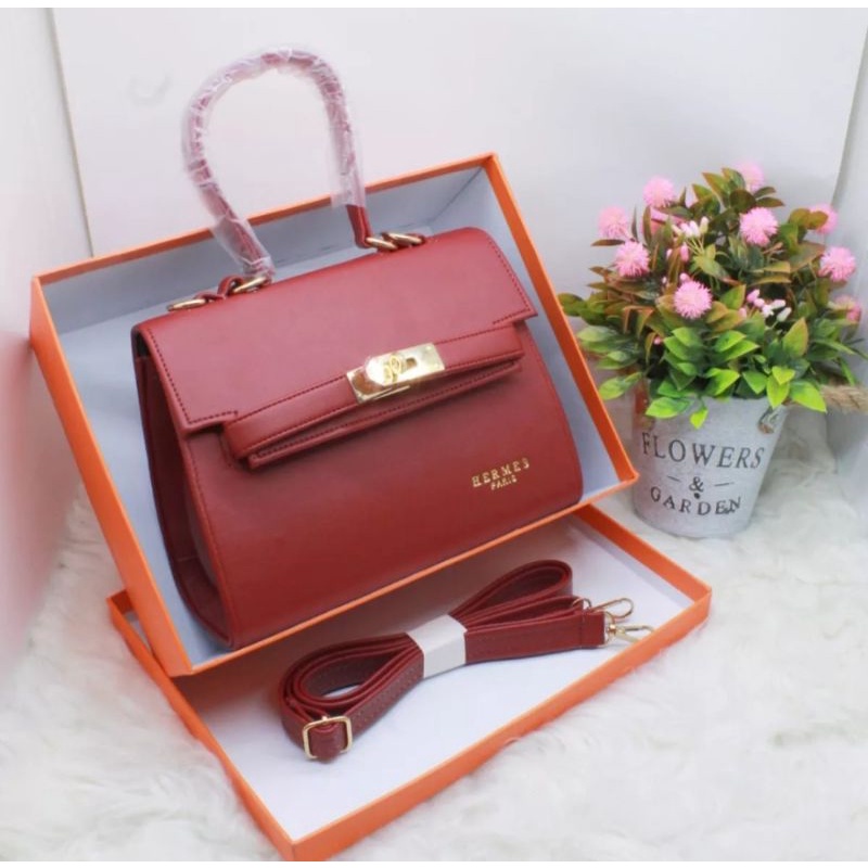 Tas Selempang Wanita Premium [BISA COD]