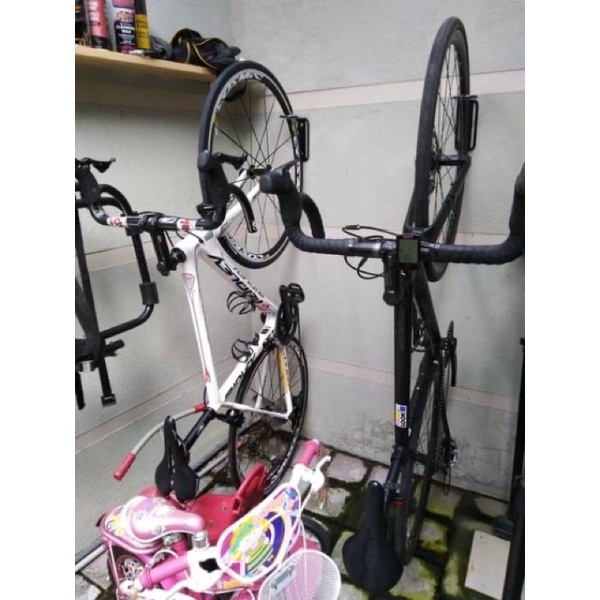 Gantungan sepeda di dinding || HANGER BIKE || HIASAN DI DINDING || HEMAT TEMPAT |